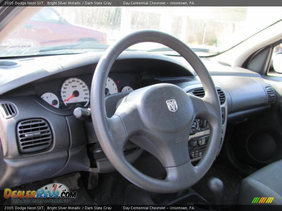 2005 Dodge Neon SXT Bright Silver Metallic / Dark Slate Gray Photo #8