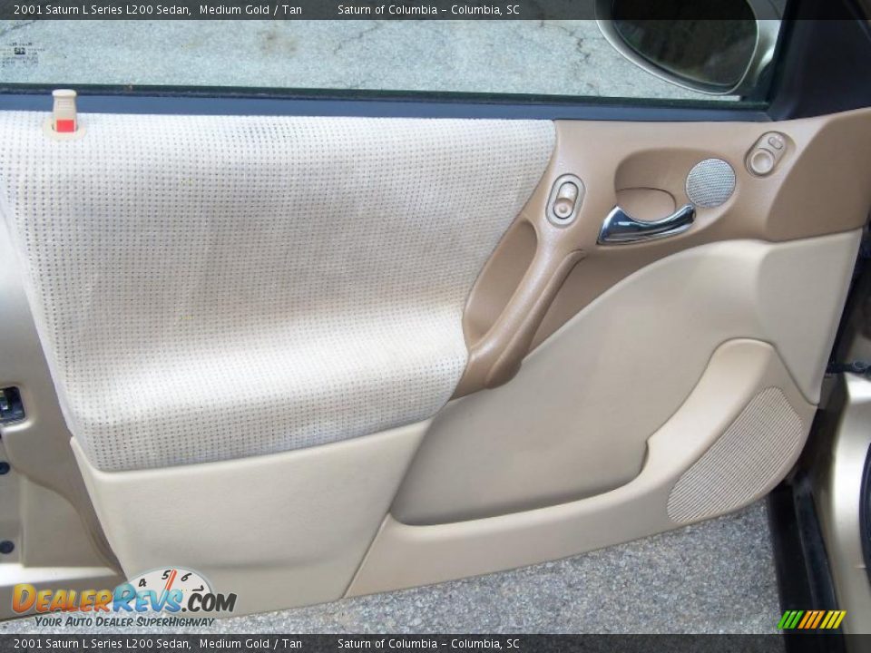 2001 Saturn L Series L200 Sedan Medium Gold / Tan Photo #17
