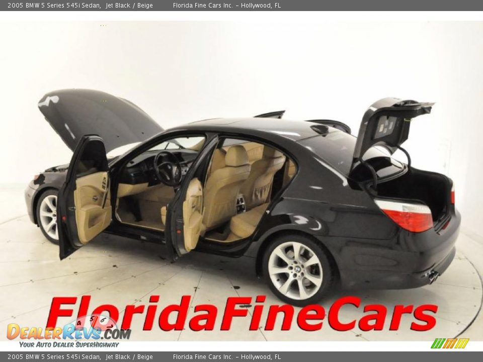 2005 BMW 5 Series 545i Sedan Jet Black / Beige Photo #8