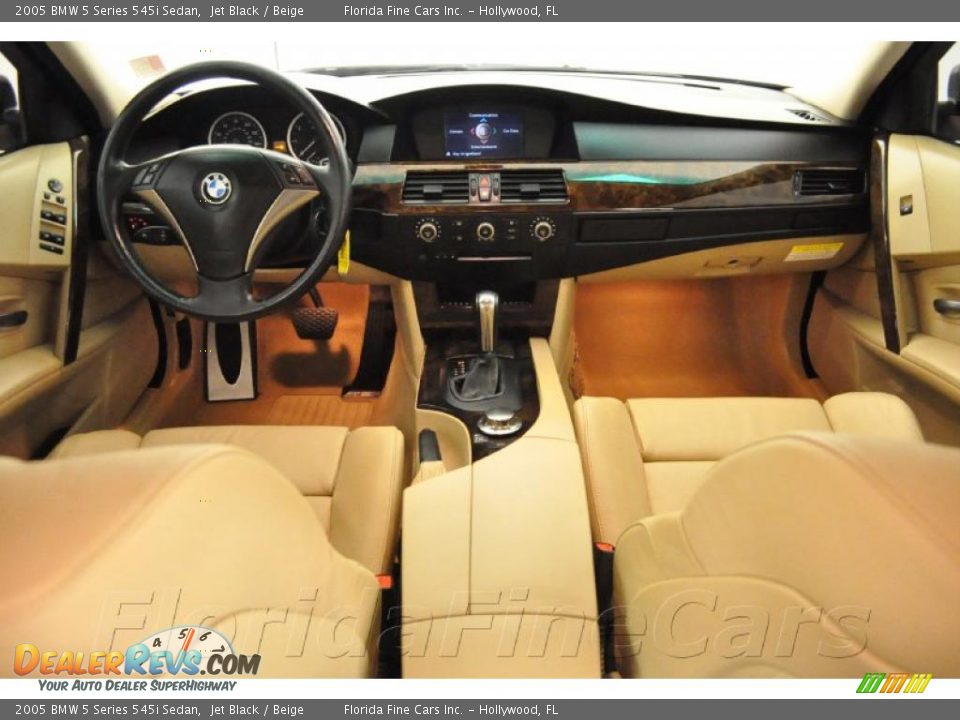 2005 BMW 5 Series 545i Sedan Jet Black / Beige Photo #15