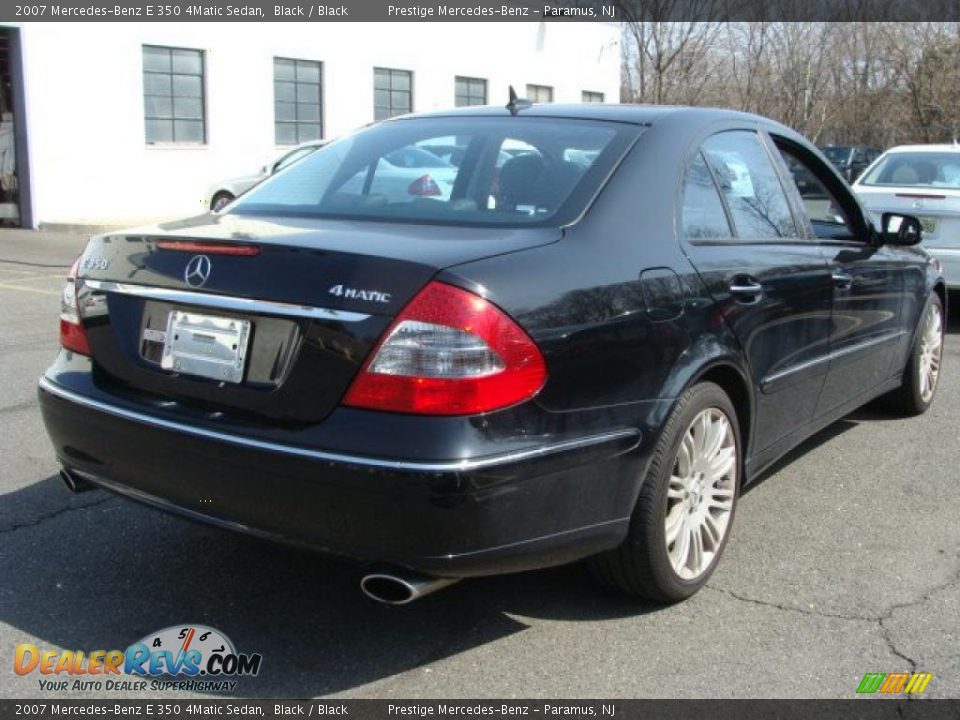 2007 Mercedes-Benz E 350 4Matic Sedan Black / Black Photo #4