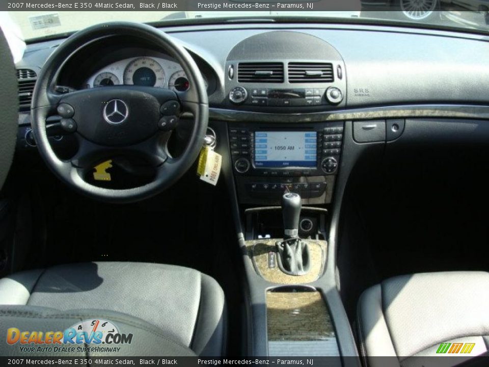 2007 Mercedes-Benz E 350 4Matic Sedan Black / Black Photo #10