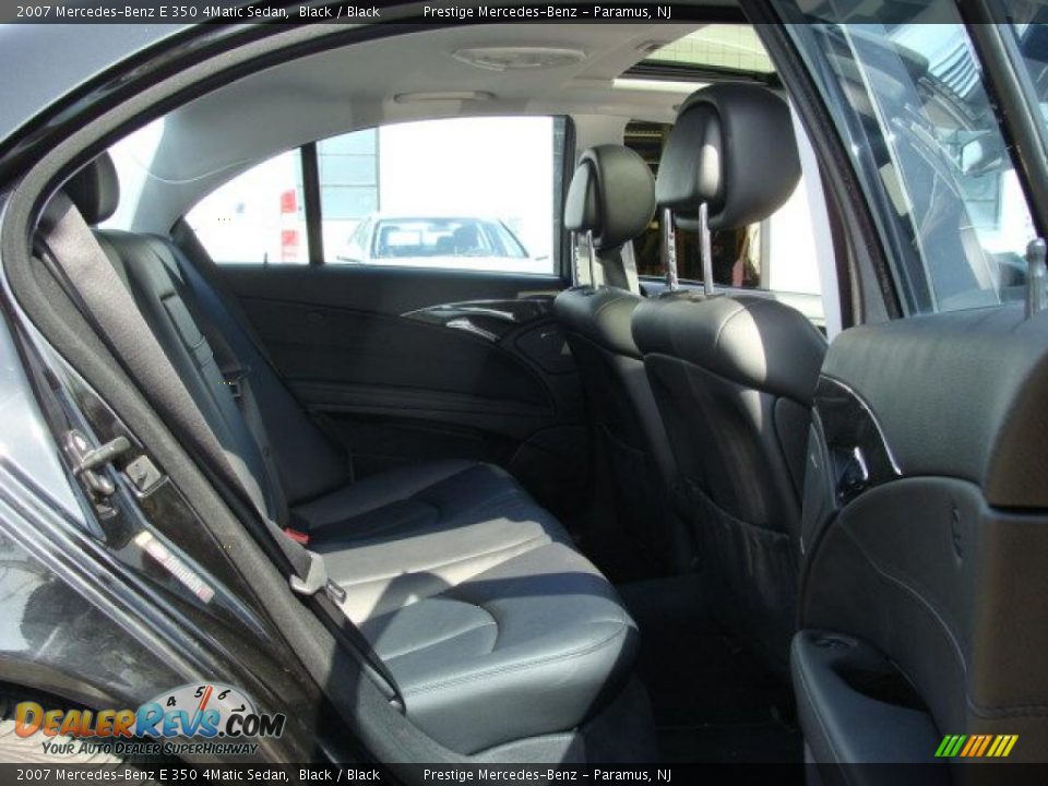 2007 Mercedes-Benz E 350 4Matic Sedan Black / Black Photo #13