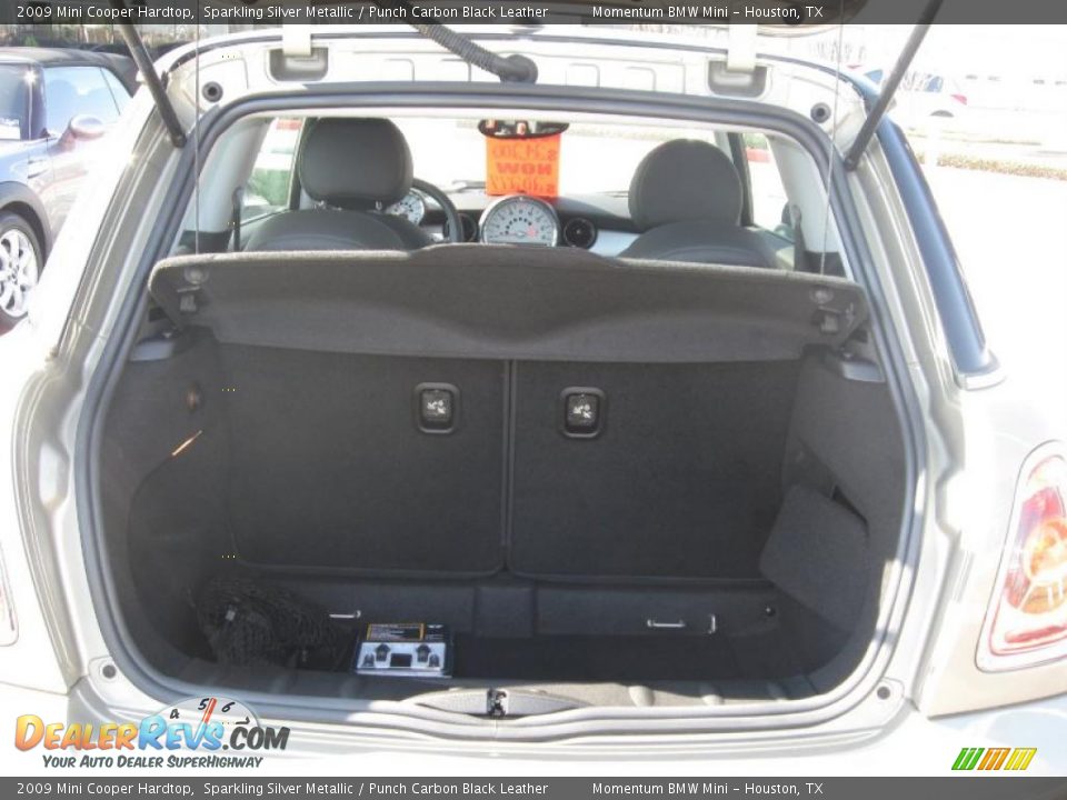 2009 Mini Cooper Hardtop Sparkling Silver Metallic / Punch Carbon Black Leather Photo #11