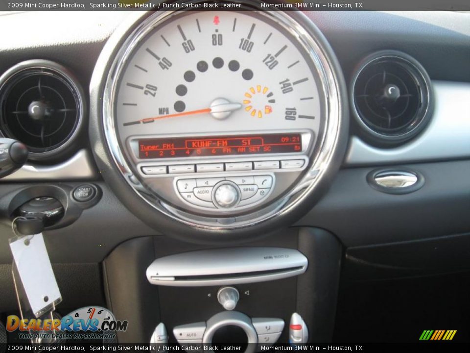 2009 Mini Cooper Hardtop Sparkling Silver Metallic / Punch Carbon Black Leather Photo #15