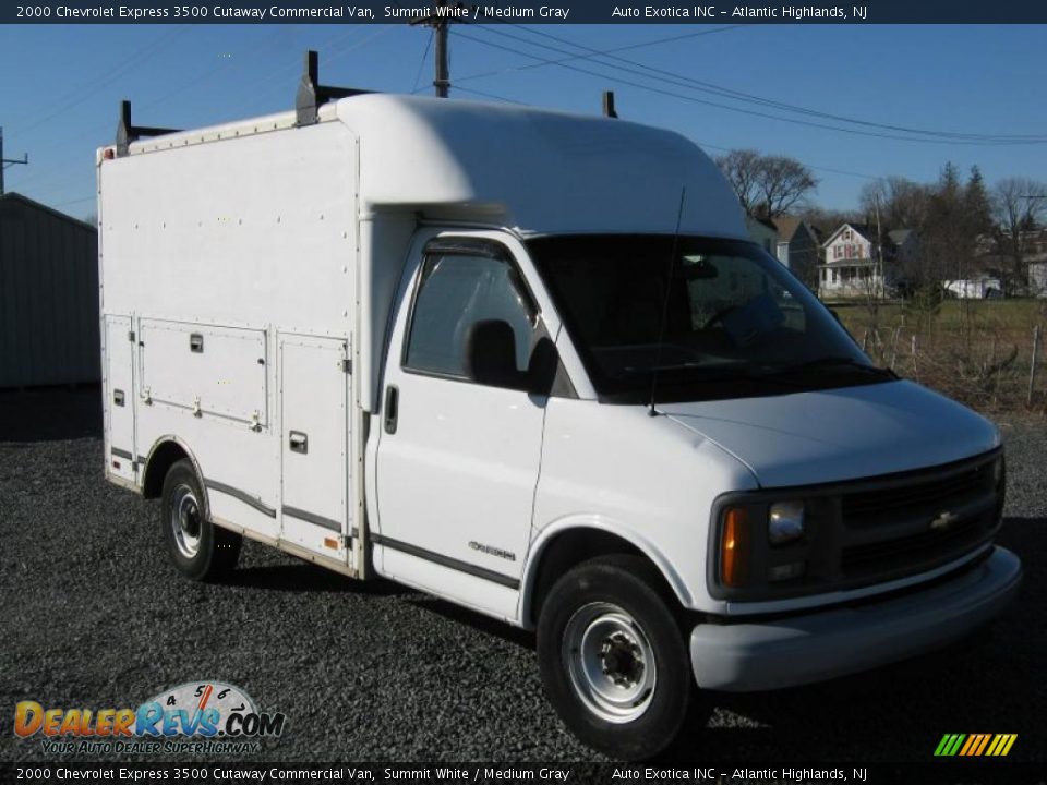 2000 Chevrolet Express 3500 Cutaway Commercial Van Summit White / Medium Gray Photo #2