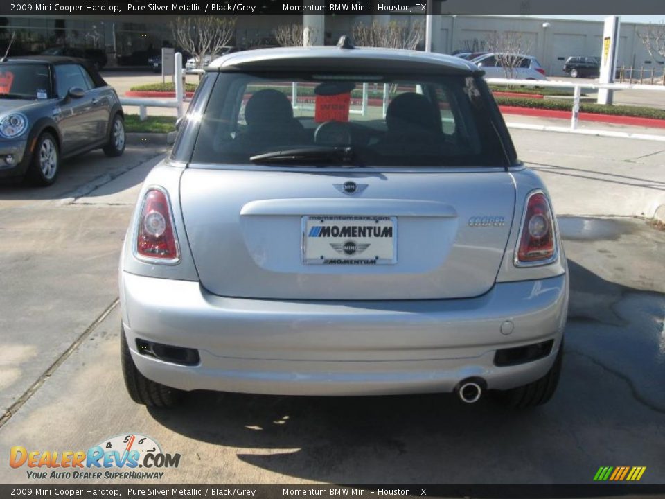 2009 Mini Cooper Hardtop Pure Silver Metallic / Black/Grey Photo #6