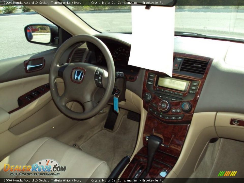 2004 Honda Accord LX Sedan Taffeta White / Ivory Photo #11