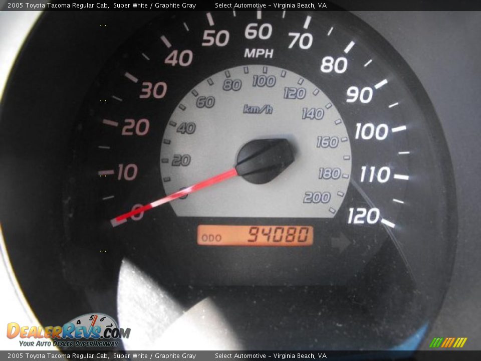 2005 Toyota Tacoma Regular Cab Super White / Graphite Gray Photo #9