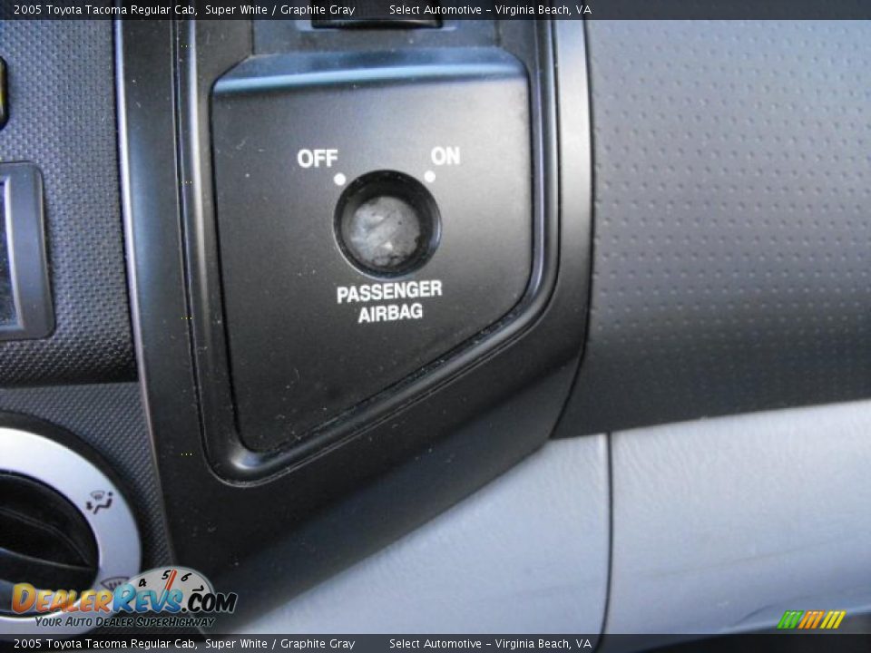2005 Toyota Tacoma Regular Cab Super White / Graphite Gray Photo #13