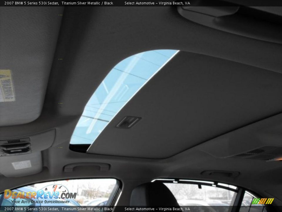 2007 BMW 5 Series 530i Sedan Titanium Silver Metallic / Black Photo #10