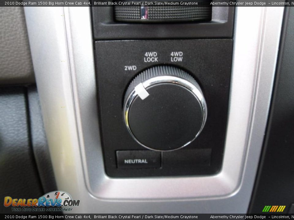 2010 Dodge Ram 1500 Big Horn Crew Cab 4x4 Brilliant Black Crystal Pearl / Dark Slate/Medium Graystone Photo #19