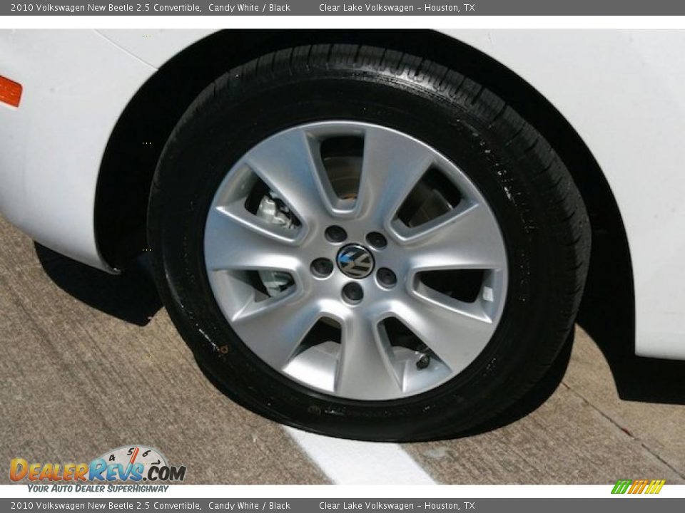 2010 Volkswagen New Beetle 2.5 Convertible Candy White / Black Photo #6