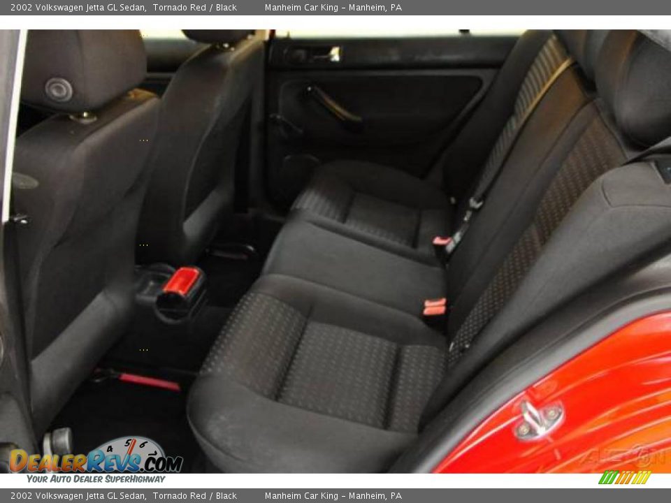 2002 Volkswagen Jetta GL Sedan Tornado Red / Black Photo #11