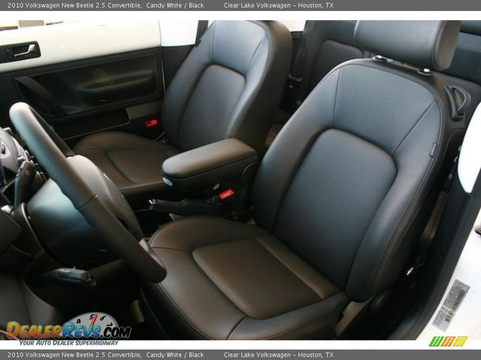 2010 Volkswagen New Beetle 2.5 Convertible Candy White / Black Photo #19