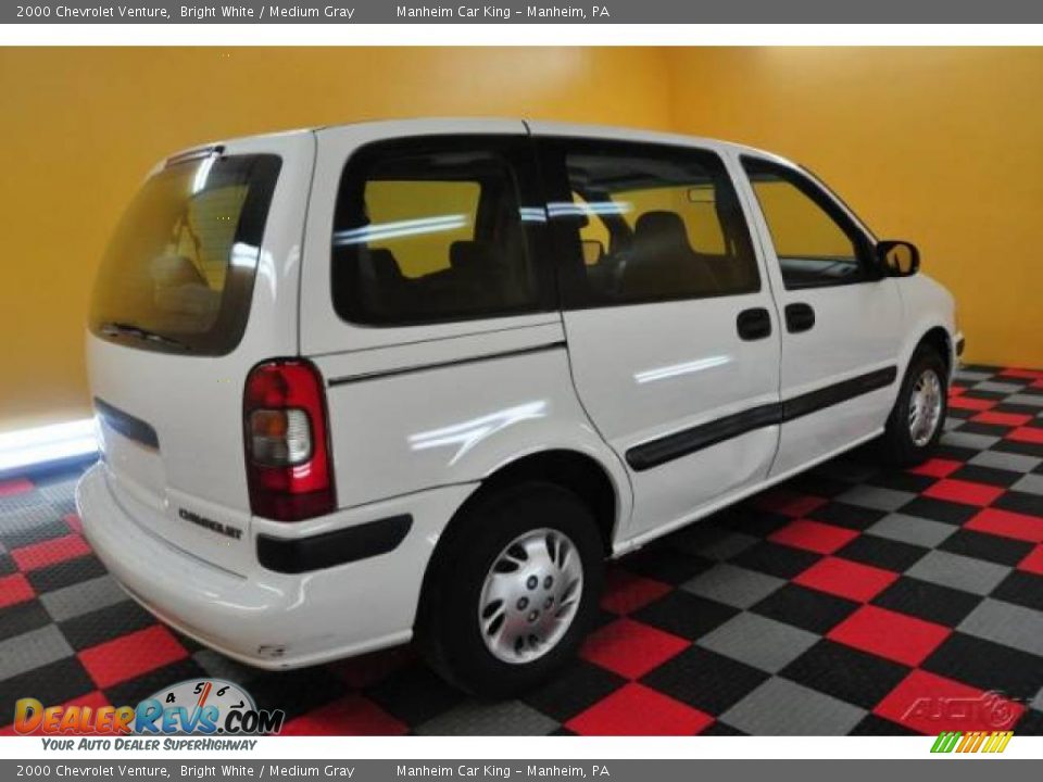 2000 Chevrolet Venture Bright White / Medium Gray Photo #6