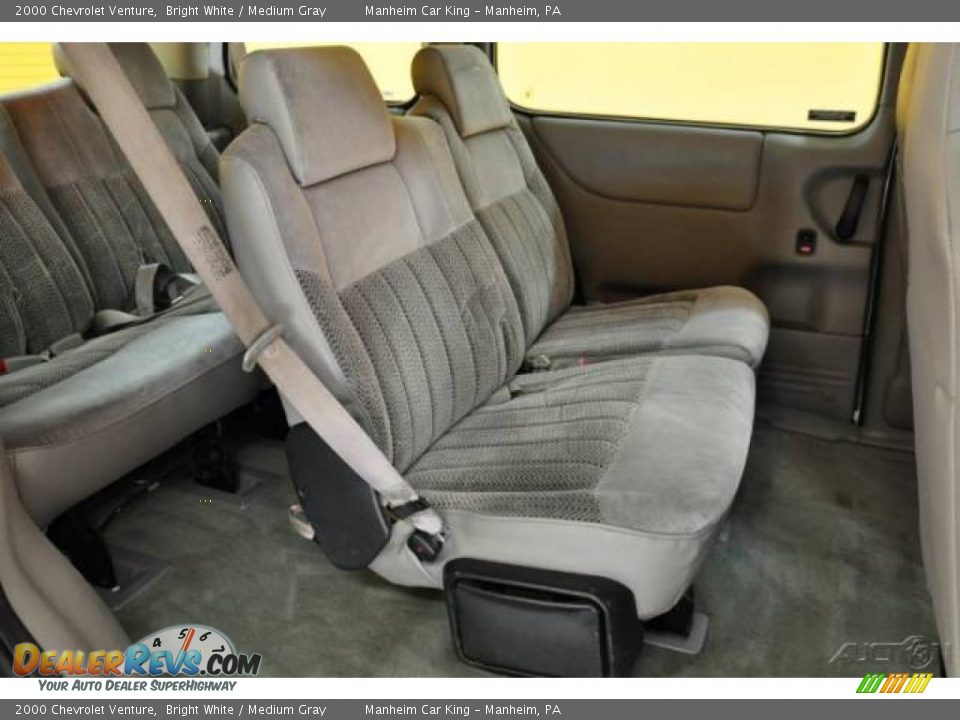 2000 Chevrolet Venture Bright White / Medium Gray Photo #14