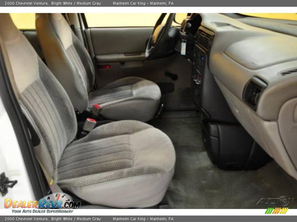 2000 Chevrolet Venture Bright White / Medium Gray Photo #15