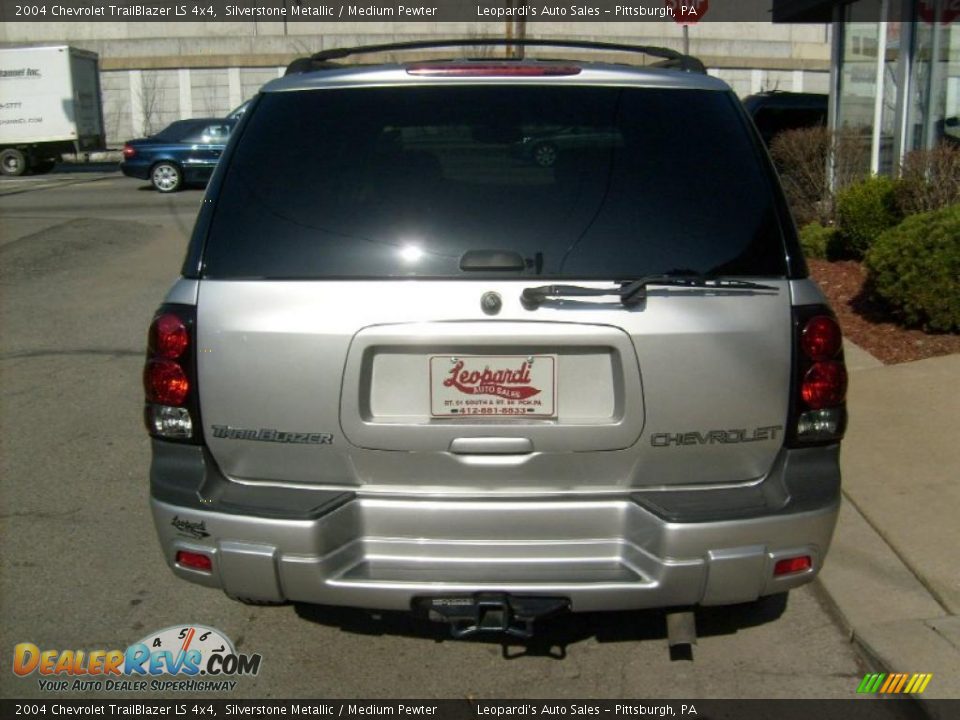 2004 Chevrolet TrailBlazer LS 4x4 Silverstone Metallic / Medium Pewter Photo #4