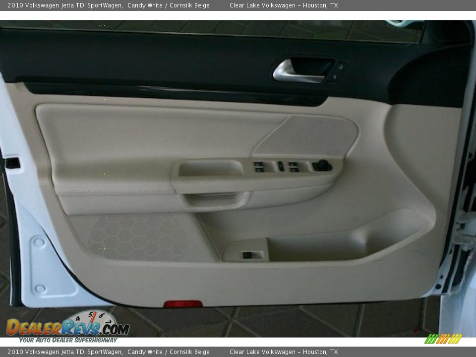 2010 Volkswagen Jetta TDI SportWagen Candy White / Cornsilk Beige Photo #9