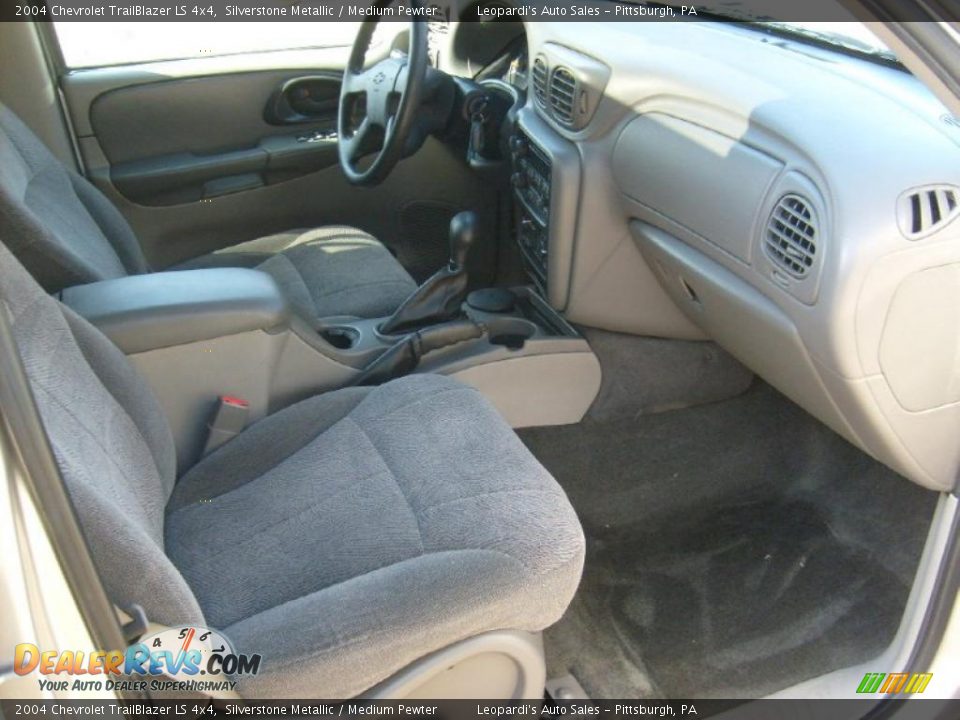 2004 Chevrolet TrailBlazer LS 4x4 Silverstone Metallic / Medium Pewter Photo #12