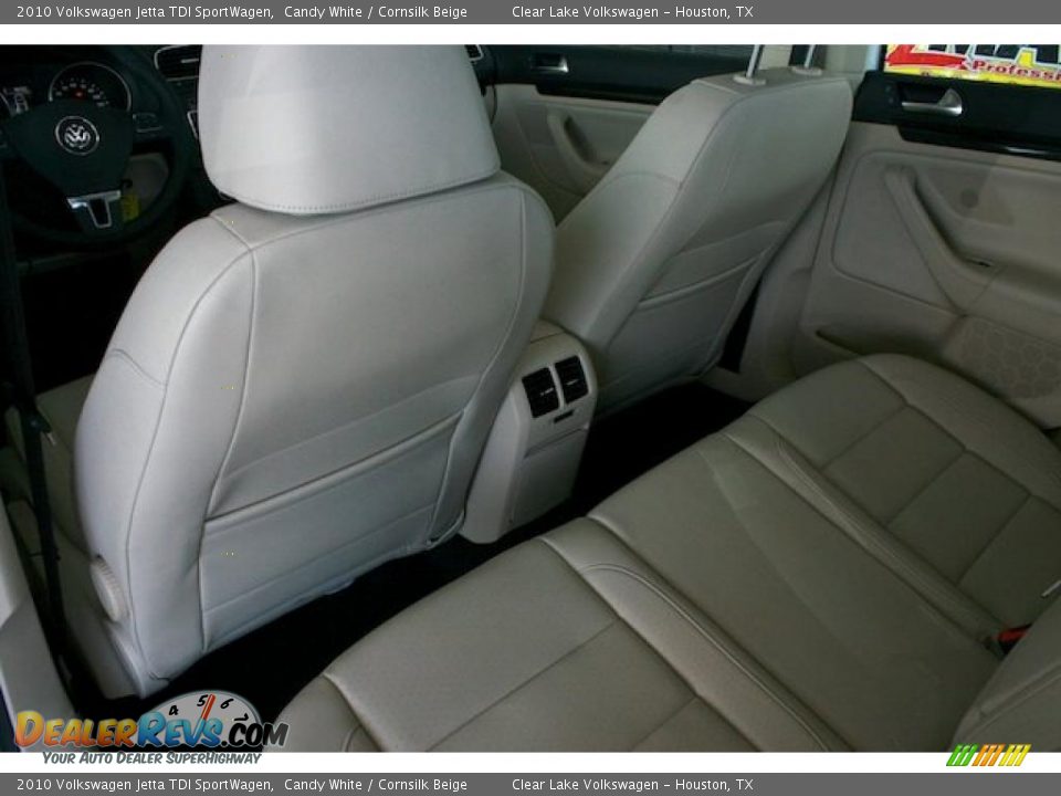 2010 Volkswagen Jetta TDI SportWagen Candy White / Cornsilk Beige Photo #14