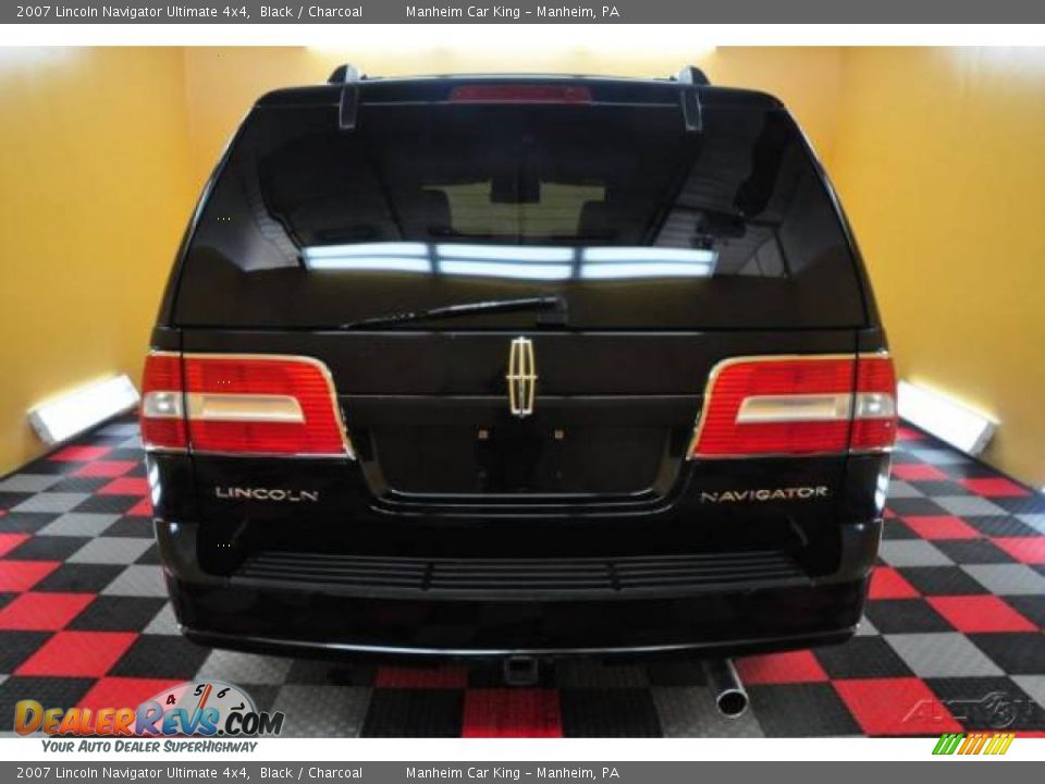 2007 Lincoln Navigator Ultimate 4x4 Black / Charcoal Photo #5