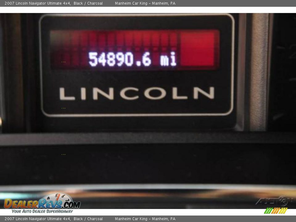 2007 Lincoln Navigator Ultimate 4x4 Black / Charcoal Photo #11
