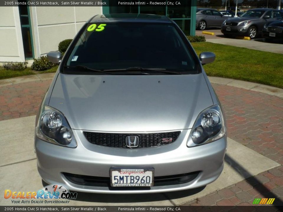 2005 Honda Civic Si Hatchback Satin Silver Metallic / Black Photo #2