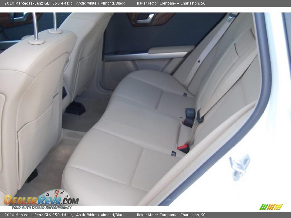 2010 Mercedes-Benz GLK 350 4Matic Arctic White / Almond/Black Photo #8