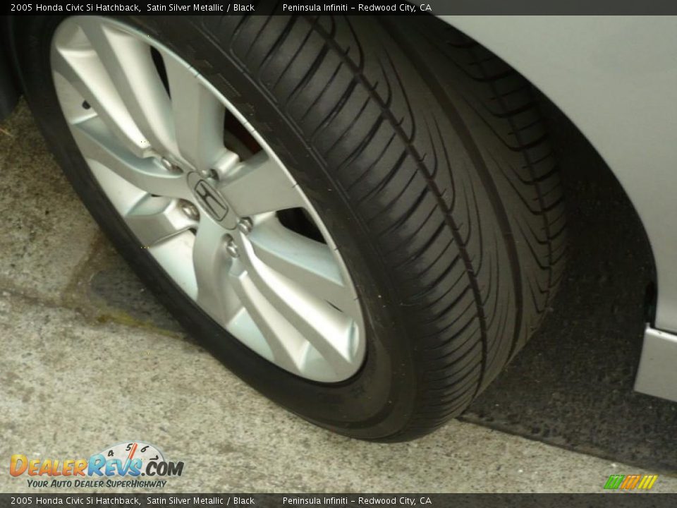 2005 Honda Civic Si Hatchback Satin Silver Metallic / Black Photo #17