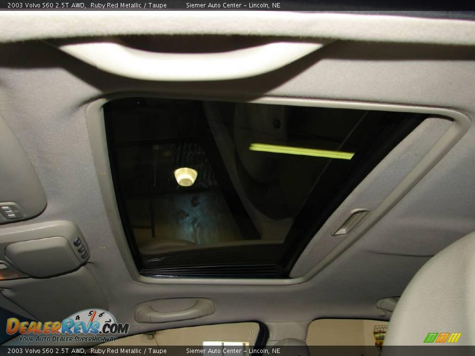 2003 Volvo S60 2.5T AWD Ruby Red Metallic / Taupe Photo #10