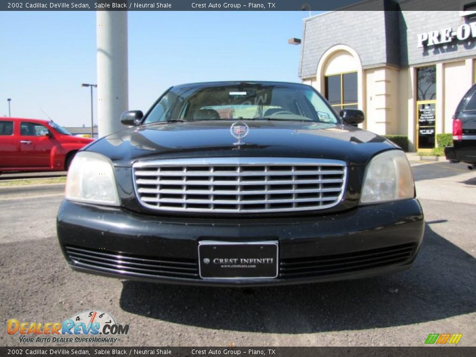 2002 Cadillac DeVille Sedan Sable Black / Neutral Shale Photo #2