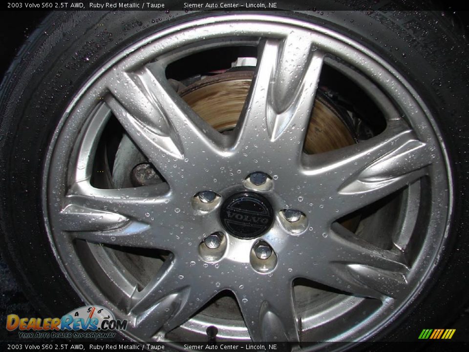 2003 Volvo S60 2.5T AWD Ruby Red Metallic / Taupe Photo #12