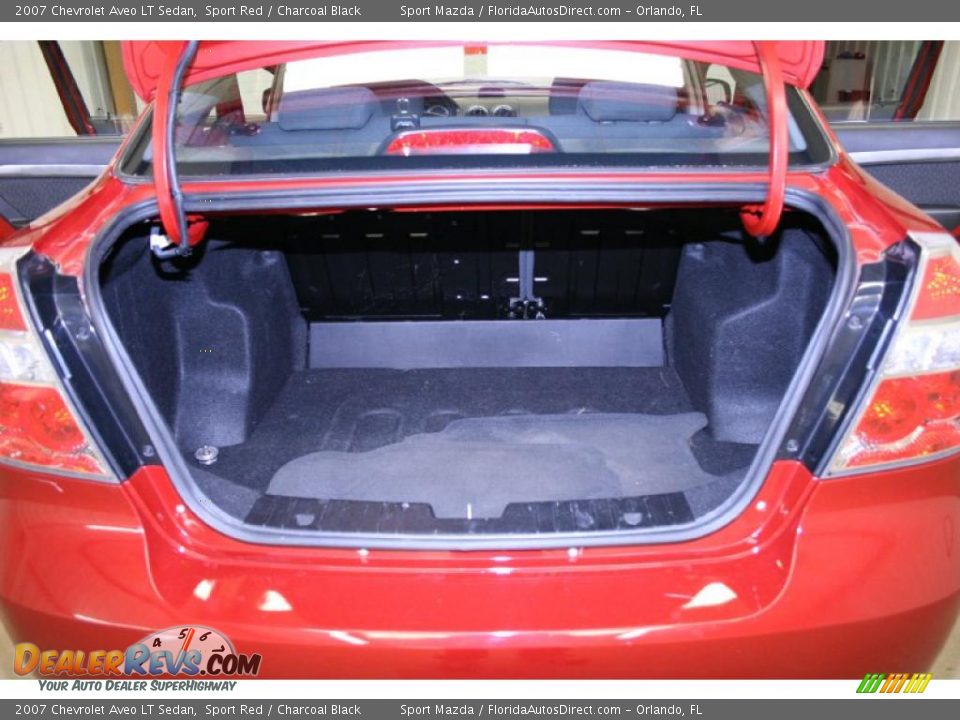 2007 Chevrolet Aveo LT Sedan Sport Red / Charcoal Black Photo #12