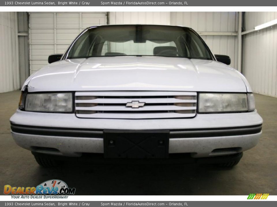 1993 Chevrolet Lumina Sedan Bright White / Gray Photo #3