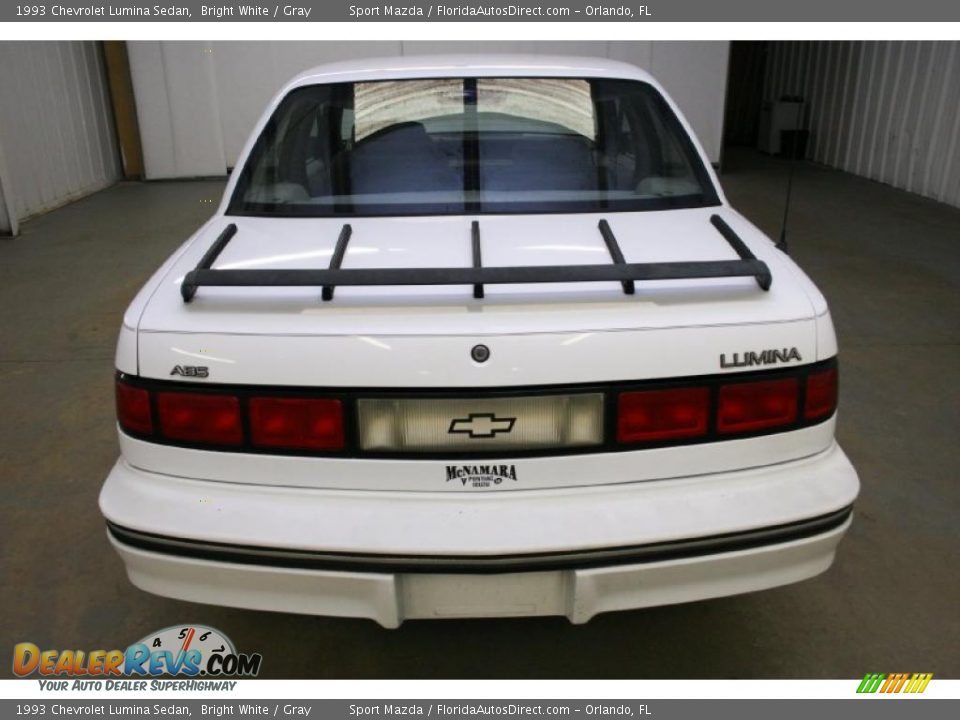 1993 Chevrolet Lumina Sedan Bright White / Gray Photo #6