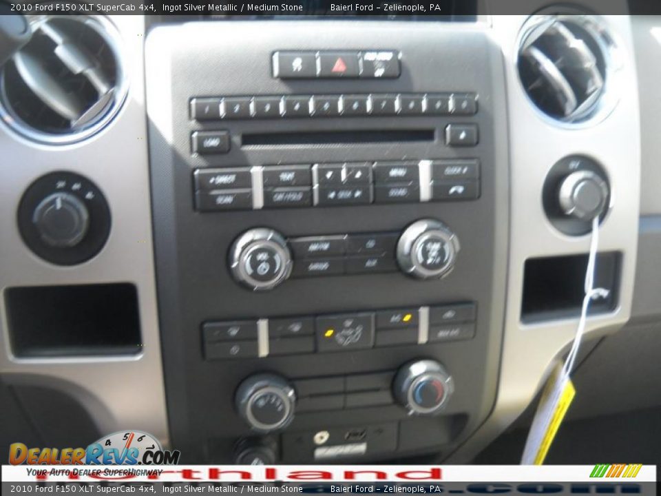 2010 Ford F150 XLT SuperCab 4x4 Ingot Silver Metallic / Medium Stone Photo #18