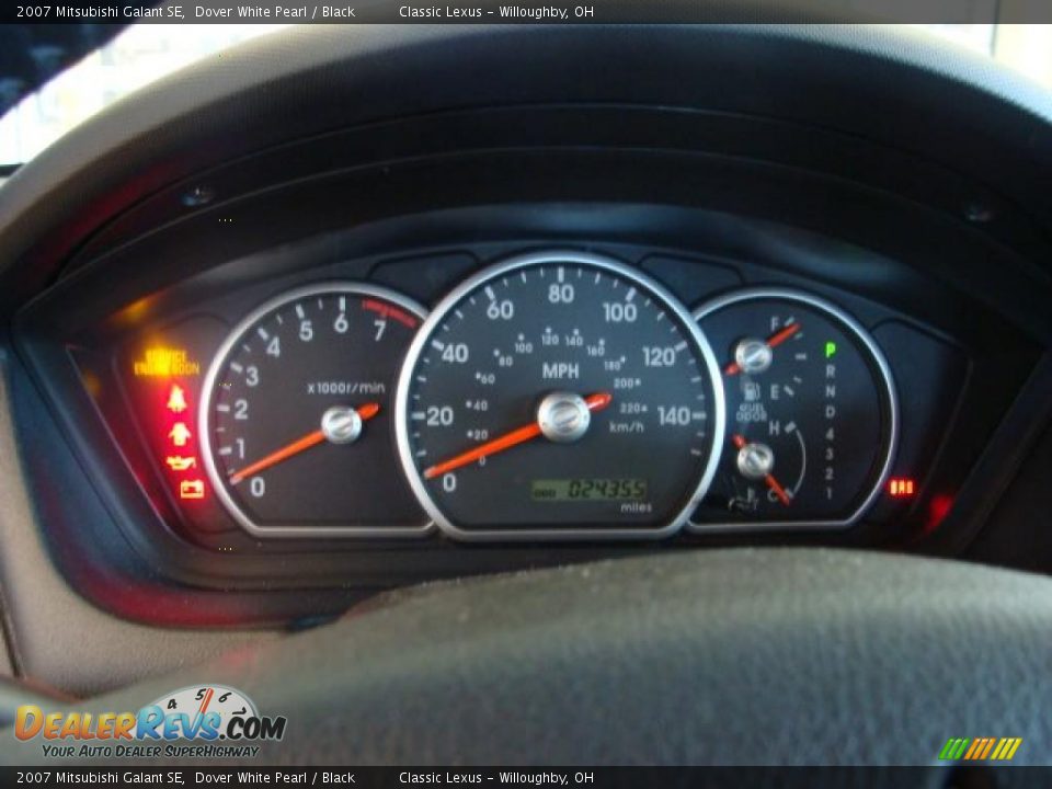 2007 Mitsubishi Galant SE Dover White Pearl / Black Photo #9