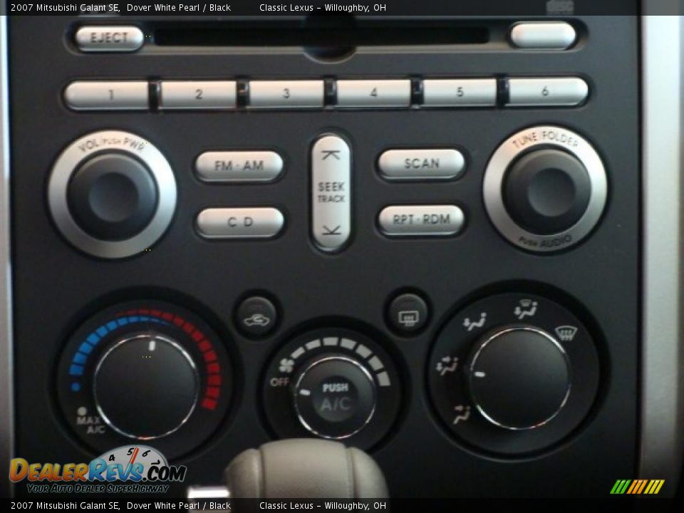 2007 Mitsubishi Galant SE Dover White Pearl / Black Photo #15