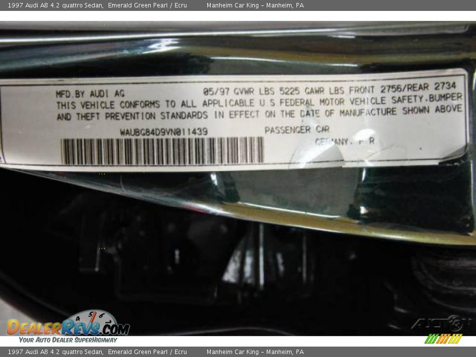 1997 Audi A8 4.2 quattro Sedan Emerald Green Pearl / Ecru Photo #9