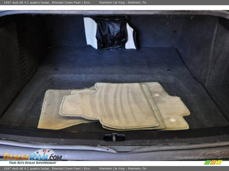 1997 Audi A8 4.2 quattro Sedan Emerald Green Pearl / Ecru Photo #14