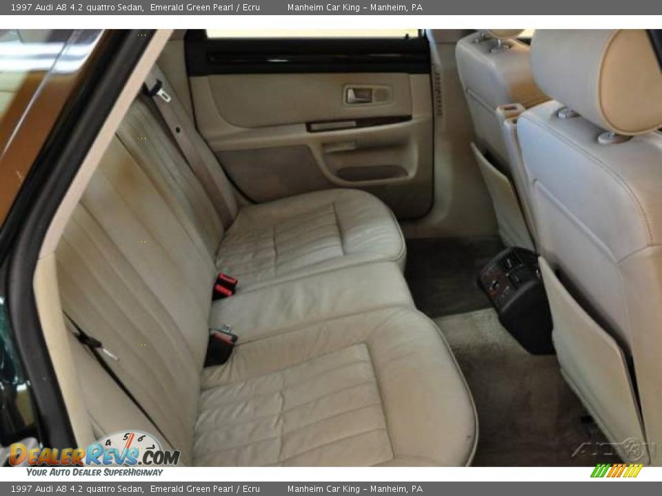 1997 Audi A8 4.2 quattro Sedan Emerald Green Pearl / Ecru Photo #15