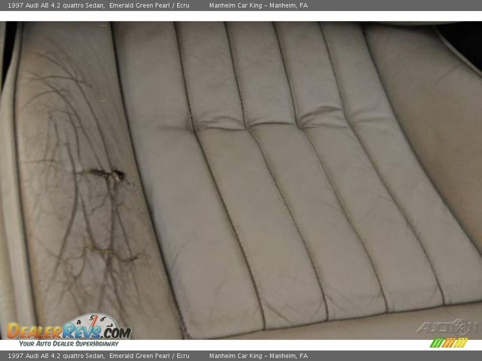 1997 Audi A8 4.2 quattro Sedan Emerald Green Pearl / Ecru Photo #18