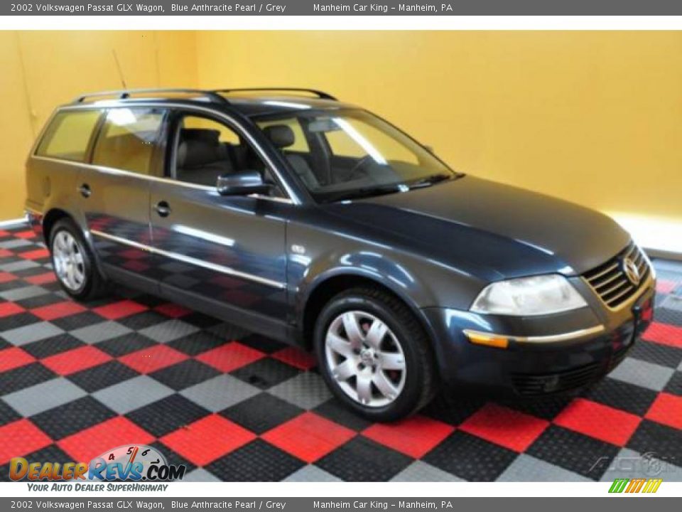 2002 Volkswagen Passat GLX Wagon Blue Anthracite Pearl / Grey Photo #1