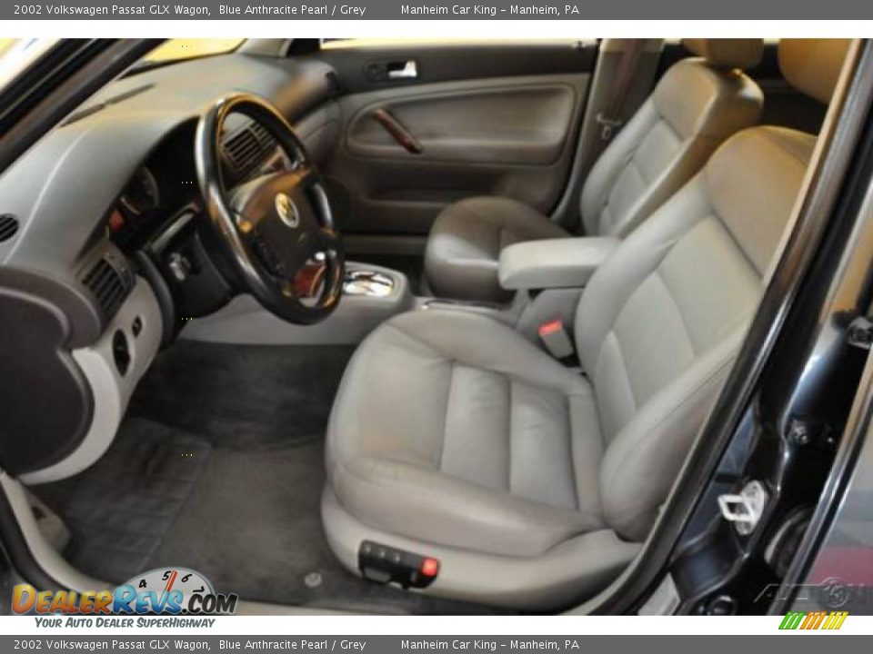 2002 Volkswagen Passat GLX Wagon Blue Anthracite Pearl / Grey Photo #13