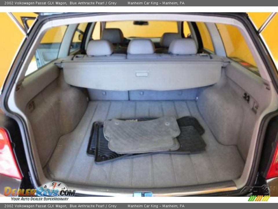 2002 Volkswagen Passat GLX Wagon Blue Anthracite Pearl / Grey Photo #15