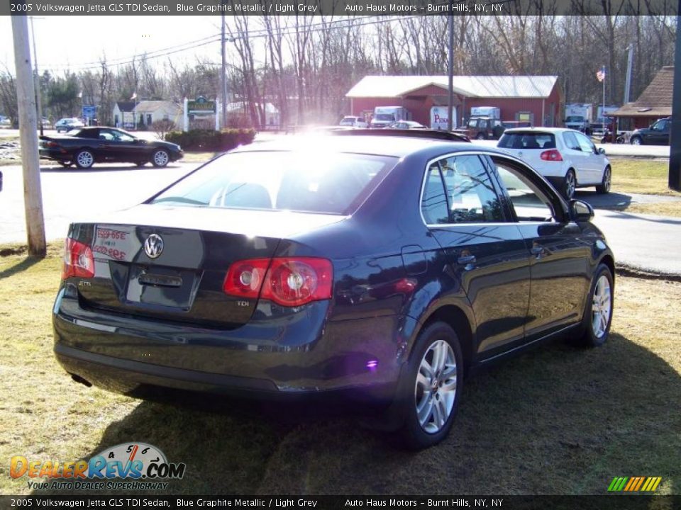 2005 Volkswagen Jetta GLS TDI Sedan Blue Graphite Metallic / Light Grey Photo #5