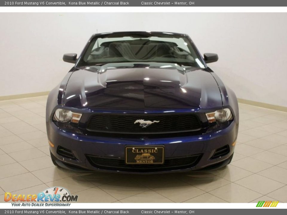 2010 Ford Mustang V6 Convertible Kona Blue Metallic / Charcoal Black Photo #2
