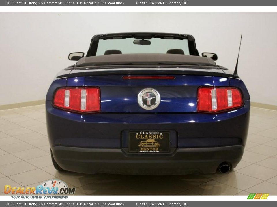 2010 Ford Mustang V6 Convertible Kona Blue Metallic / Charcoal Black Photo #6